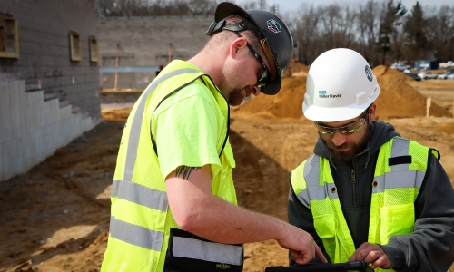 Miller Davis Honored with AGC’s National Safety Award